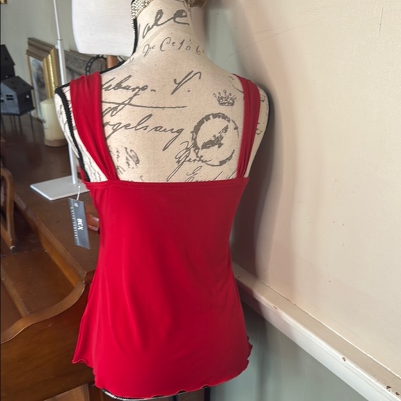 BCX Red Sleeveless Embellished Top MADE IN USA NWT - Picture 4 of 4